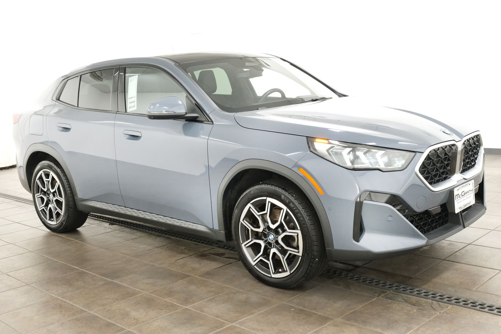 Certified Used 2025 Storm Bay Metallic BMW xDrive28i image 6