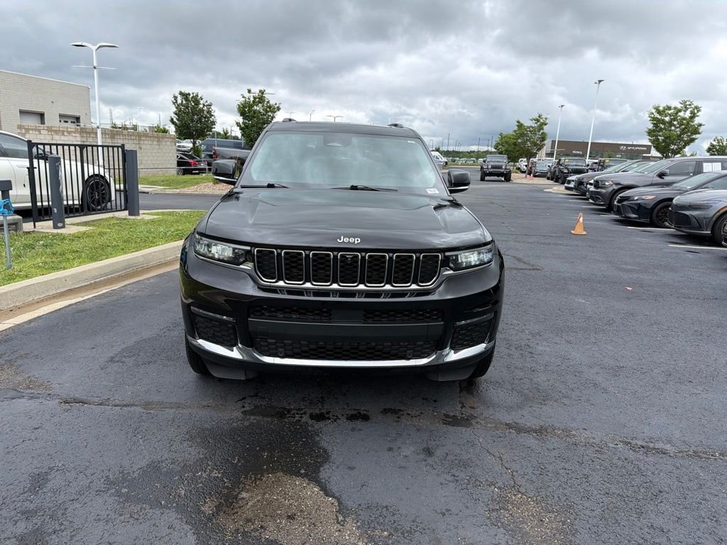 Used 2022 Jeep Grand Cherokee L Limited with VIN 1C4RJKBG8N8580746 for sale in Kansas City