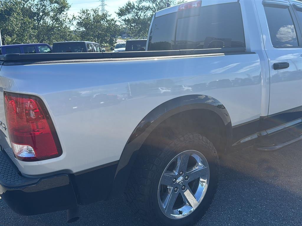 Used 2014 Bright Silver Metallic Clearcoat Ram Outdoorsman image 10
