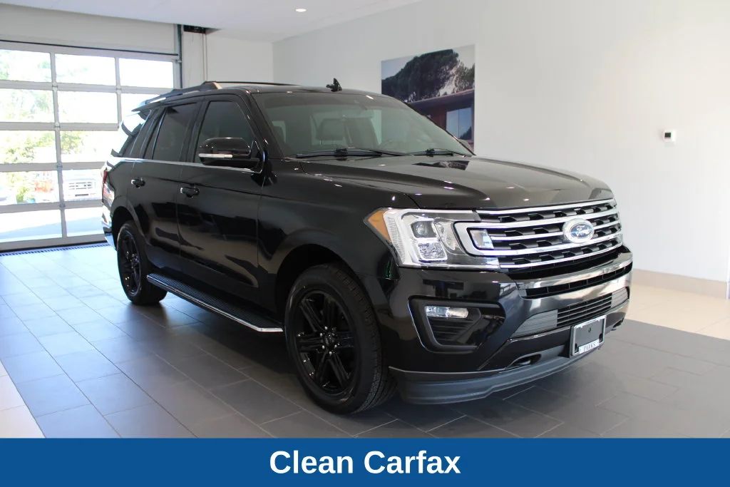 Used 2021 Black Ford XLT image 2