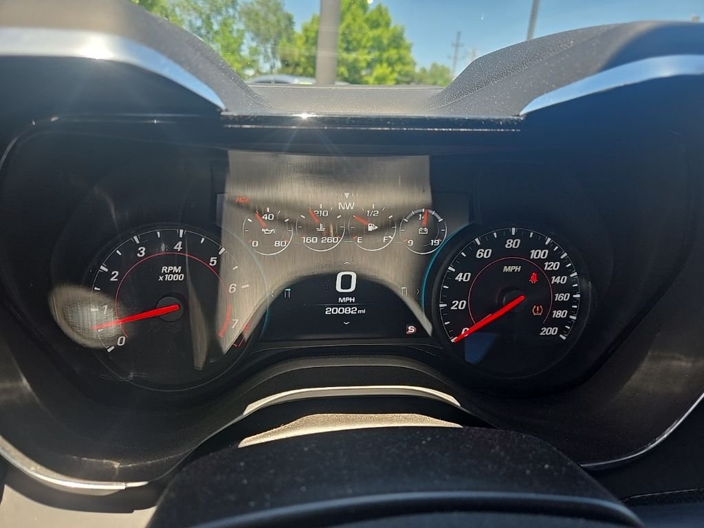 Used 2017 Red Chevrolet SS image 13