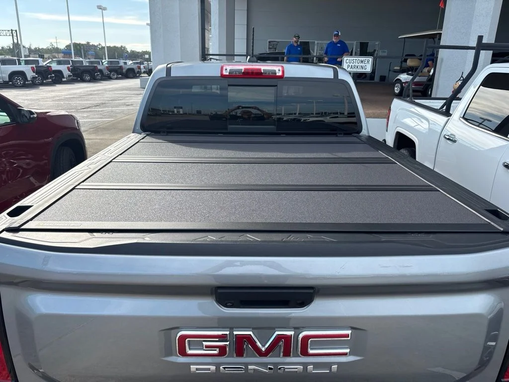 Used 2025 Silver GMC Denali image 5