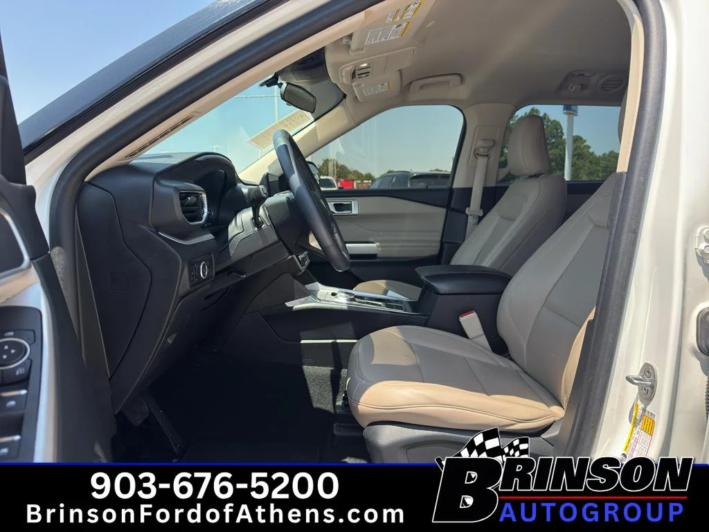 Used 2023 Star White Metallic Tri-Coat Ford XLT image 20