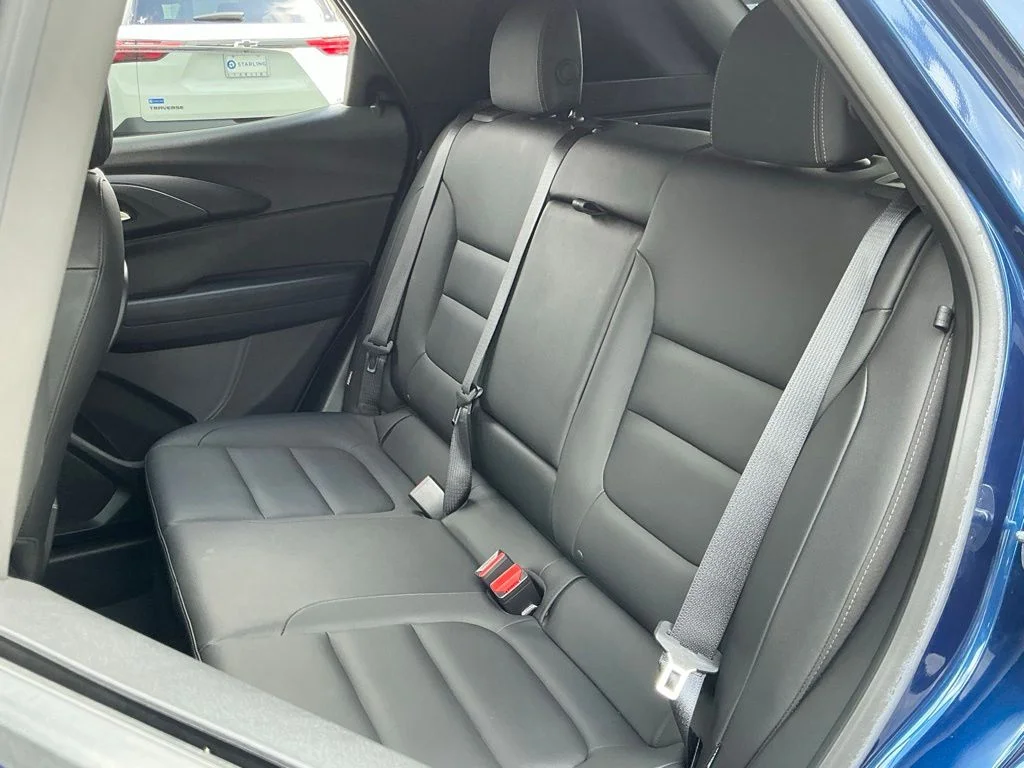 Used 2022 Blue Chevrolet ACTIV image 26