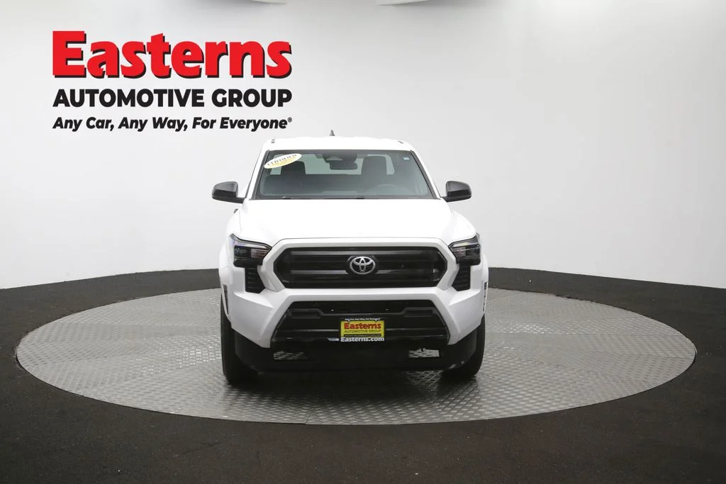 Used 2025 White Toyota SR image 48