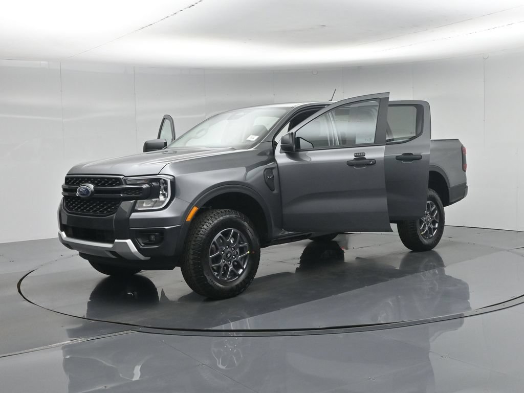 New 2026 Carbonized Gray Metallic Ford XLT image 27