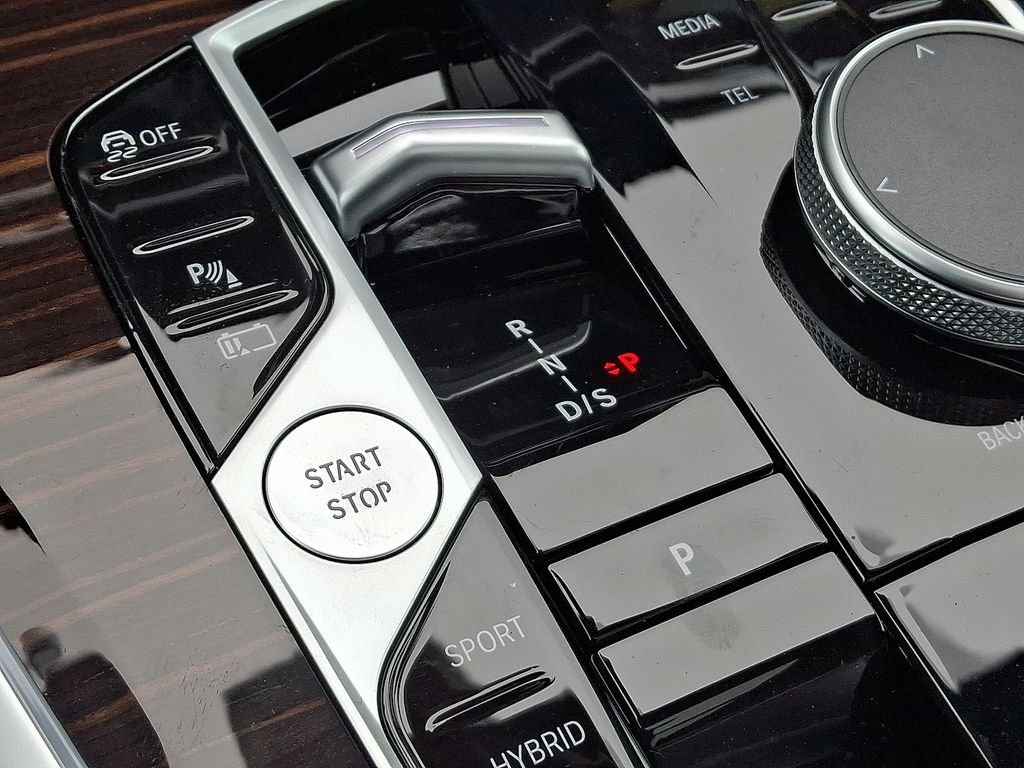 Used 2026 Black Sapphire Metallic BMW xDrive50e image 7