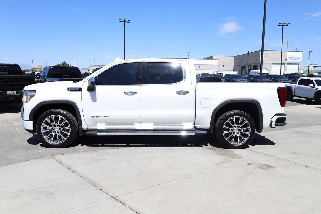 Used 2020 White Frost Tricoat GMC Denali image 3