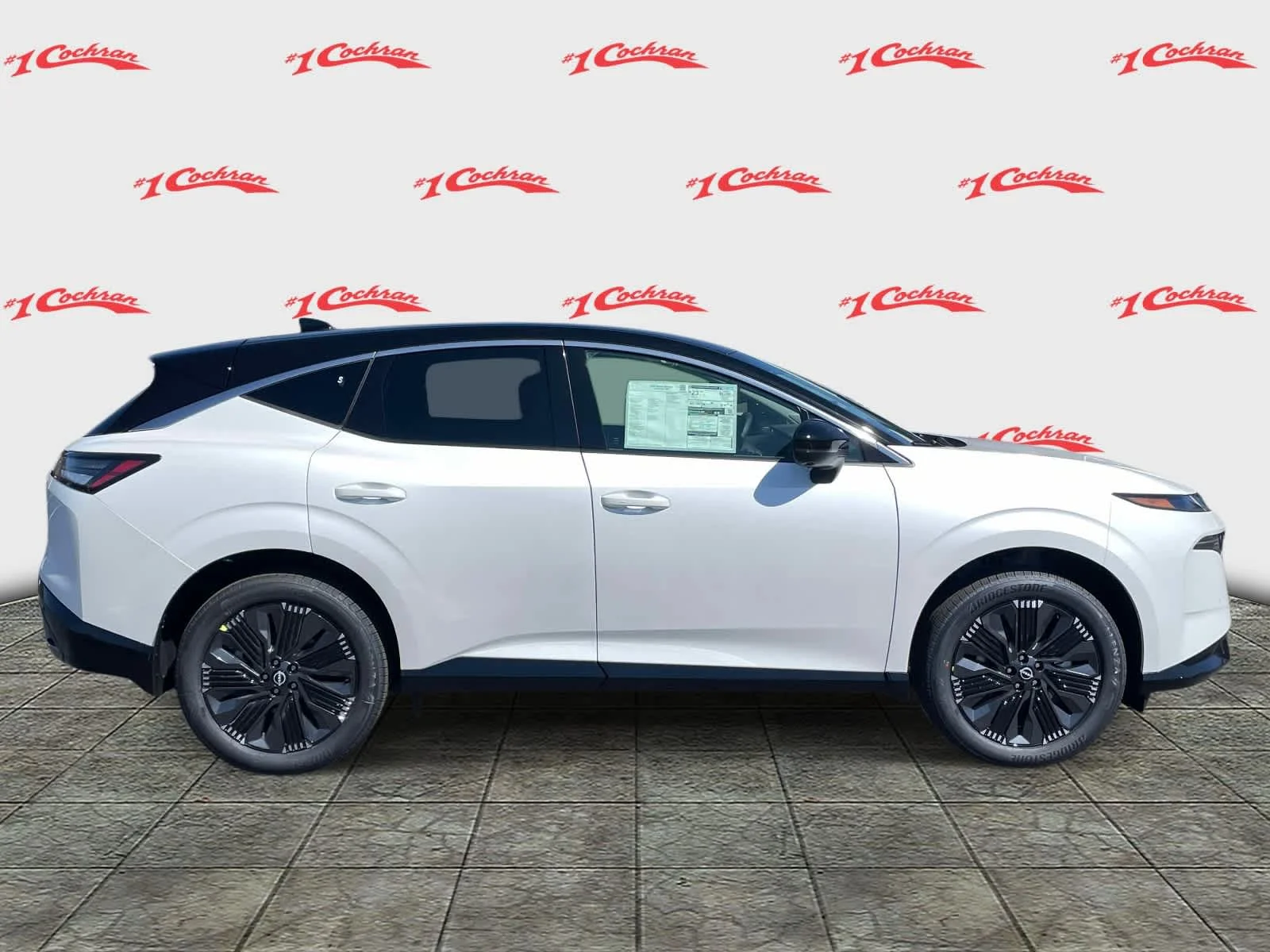 New 2026 Everest White Pearl Tricoat/Super Black Nissan Platinum image 5