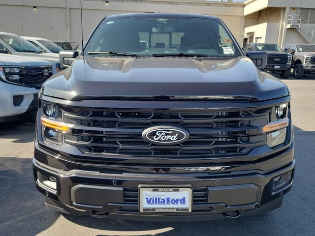 New 2026 Agate Black Metallic Ford XLT image 24