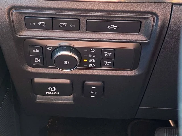 Used 2021 Red Metallic Ford Lariat image 20