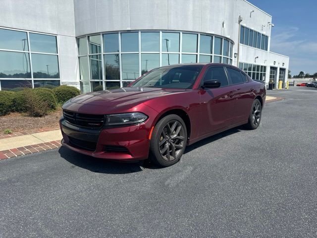 Used 2023 Red Dodge SXT image 2