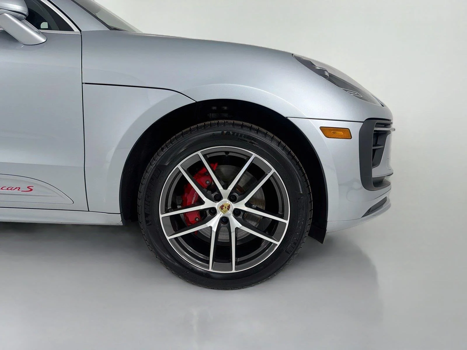 Certified Used 2023 Dolomite Silver Metallic Porsche S image 30
