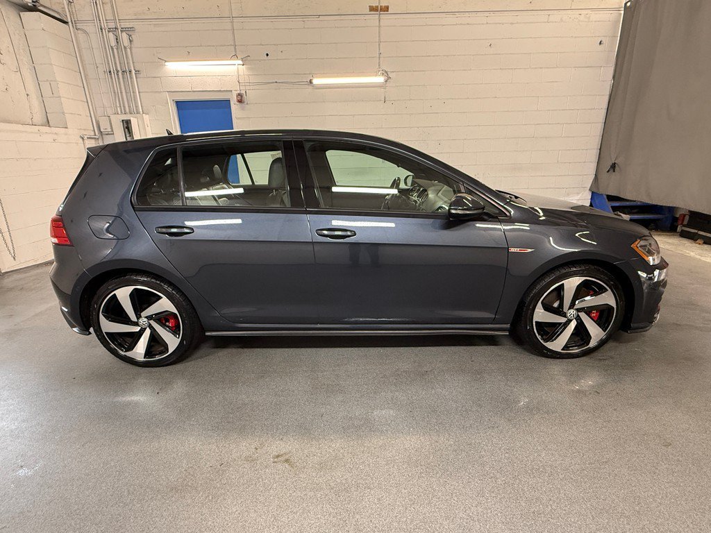 Used 2018 Dark Iron Blue Metallic Volkswagen Autobahn image 14