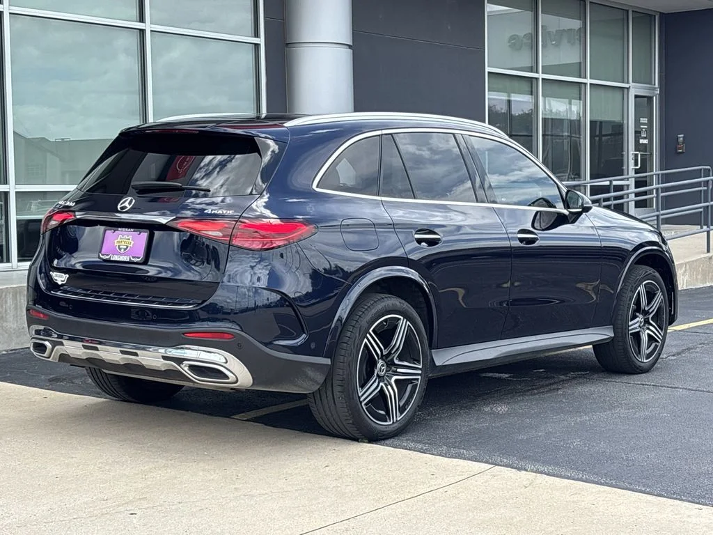 Used 2024 Blue Mercedes-Benz GLC 300 image 3