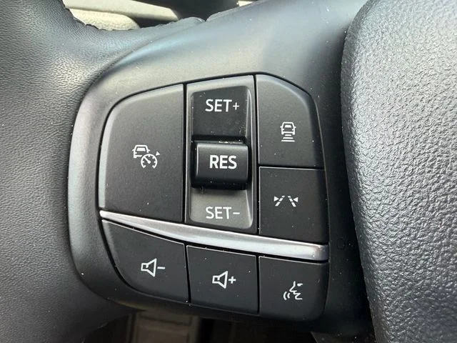 Used 2024 Gray Ford Active image 27