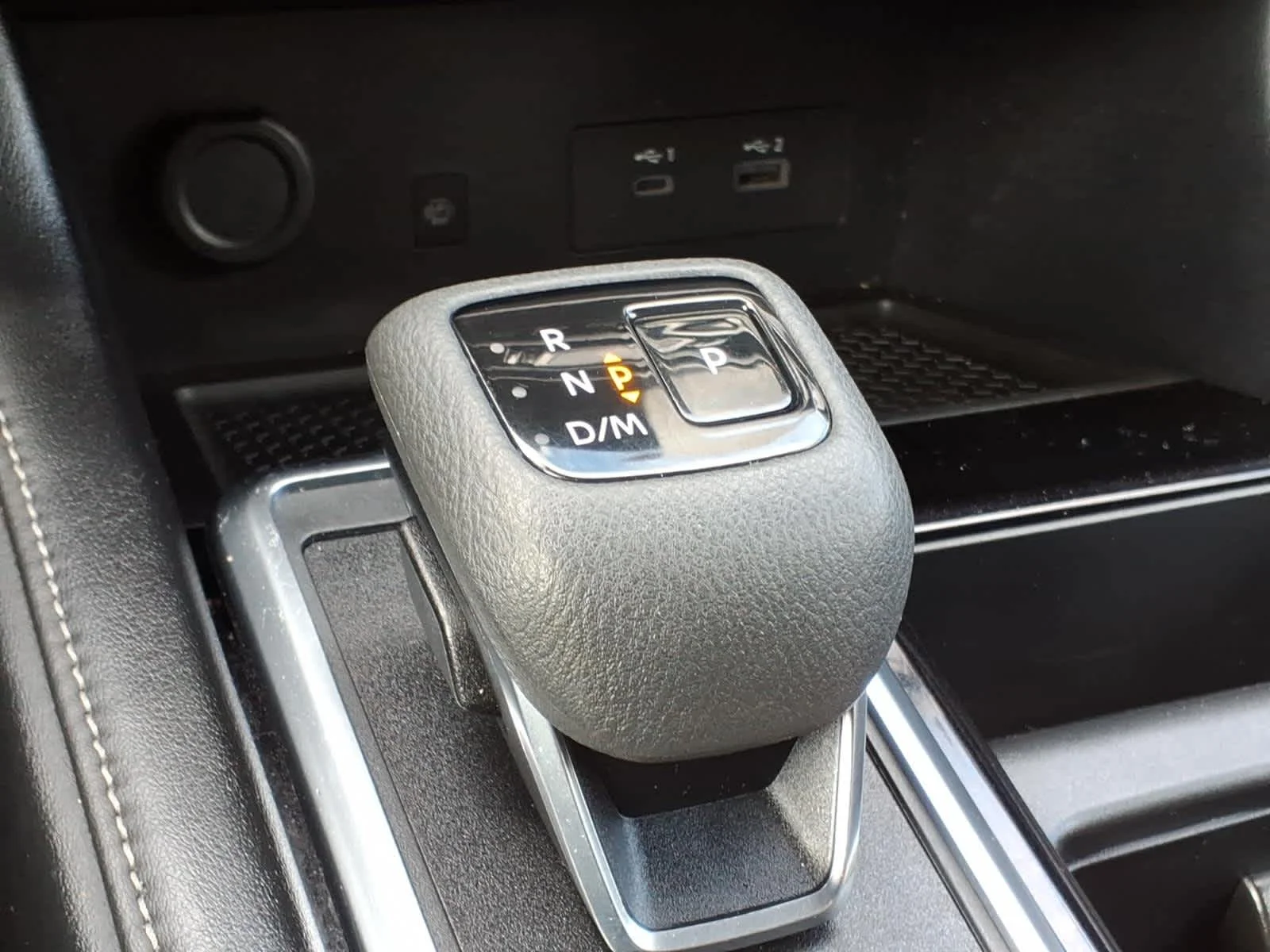 Certified Used 2023 Solid Gray/Super Black Nissan SL image 20