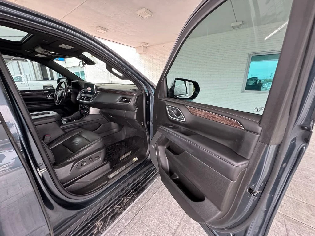 Used 2021 Gray Chevrolet LT image 16