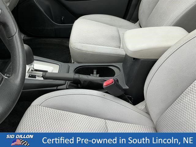 Used 2016 Ice Silver Metallic Subaru 2.5i Premium image 13