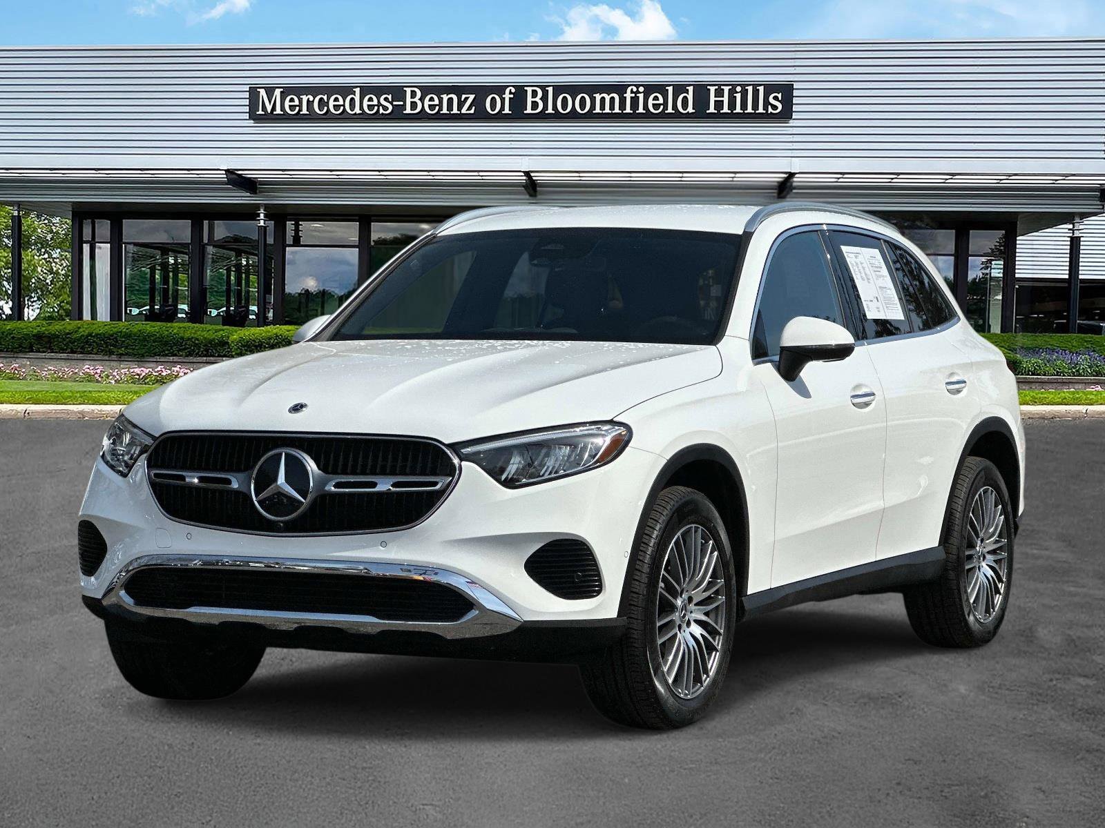 2025 Mercedes-Benz GLC