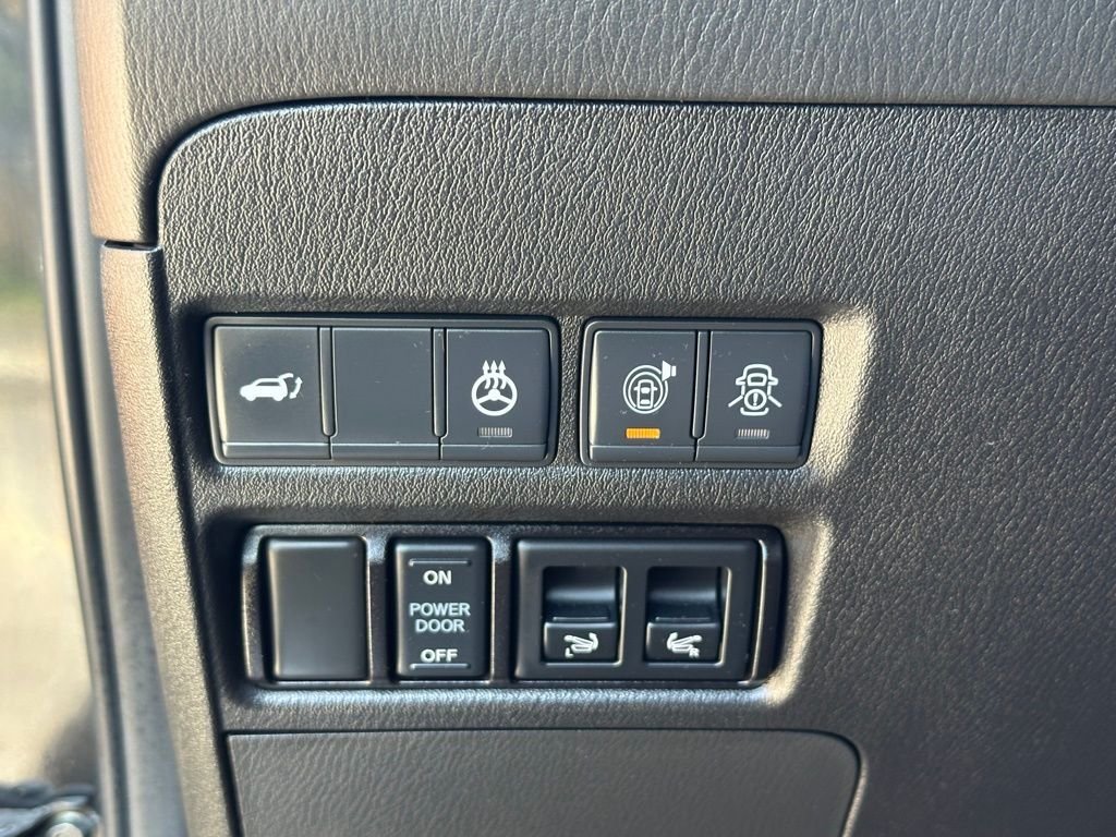 Used 2021 Black INFINITI Sensory image 18