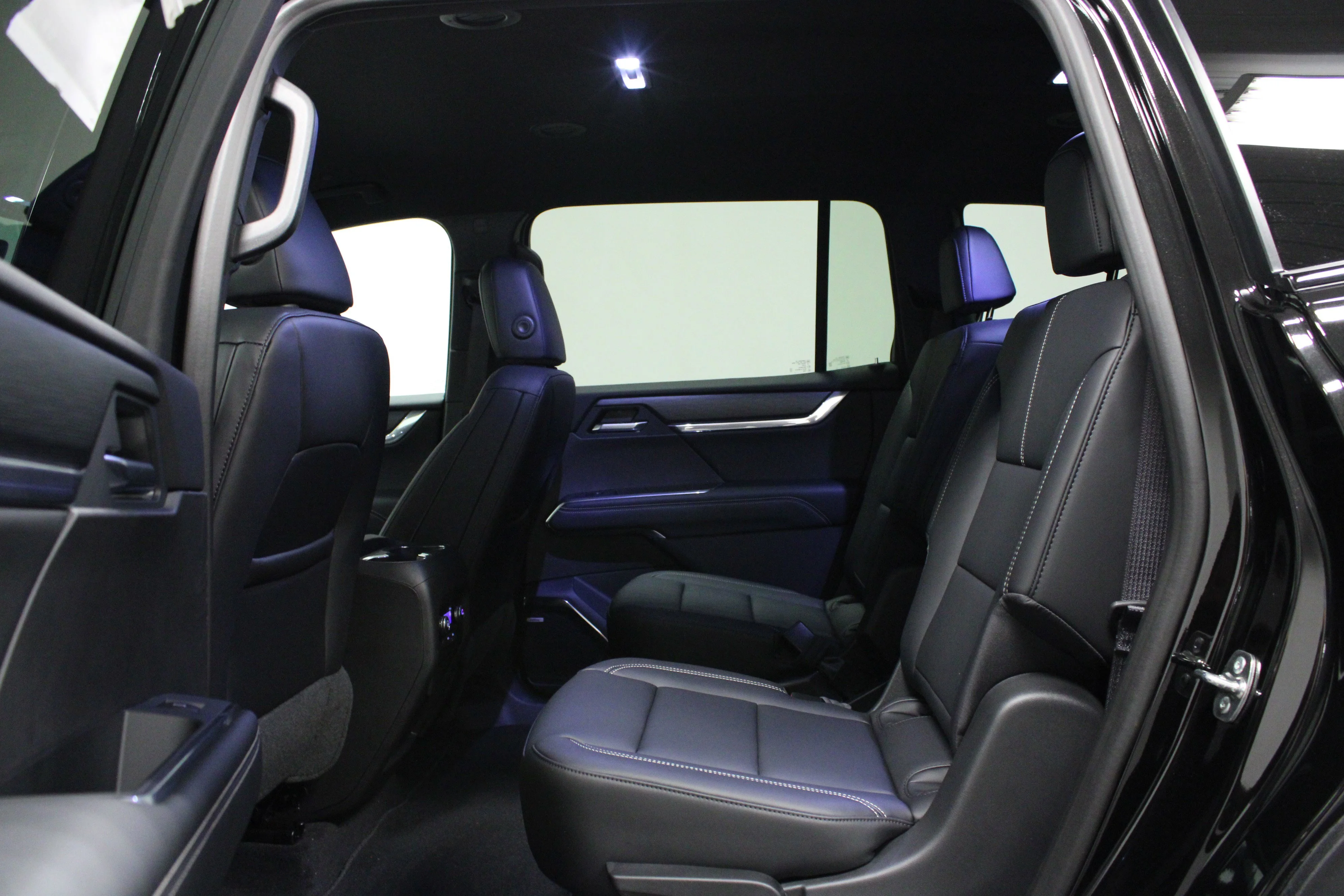 New 2026 Ebony Twilight Metallic GMC Elevation image 13