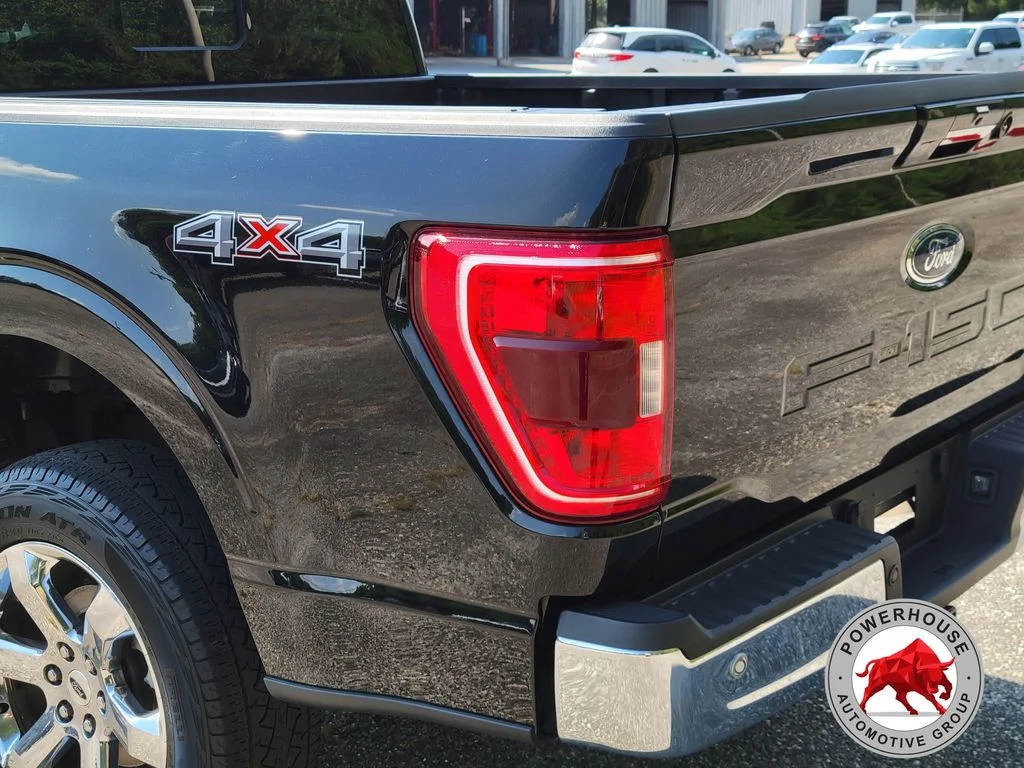 Used 2022 Black Ford XLT image 12