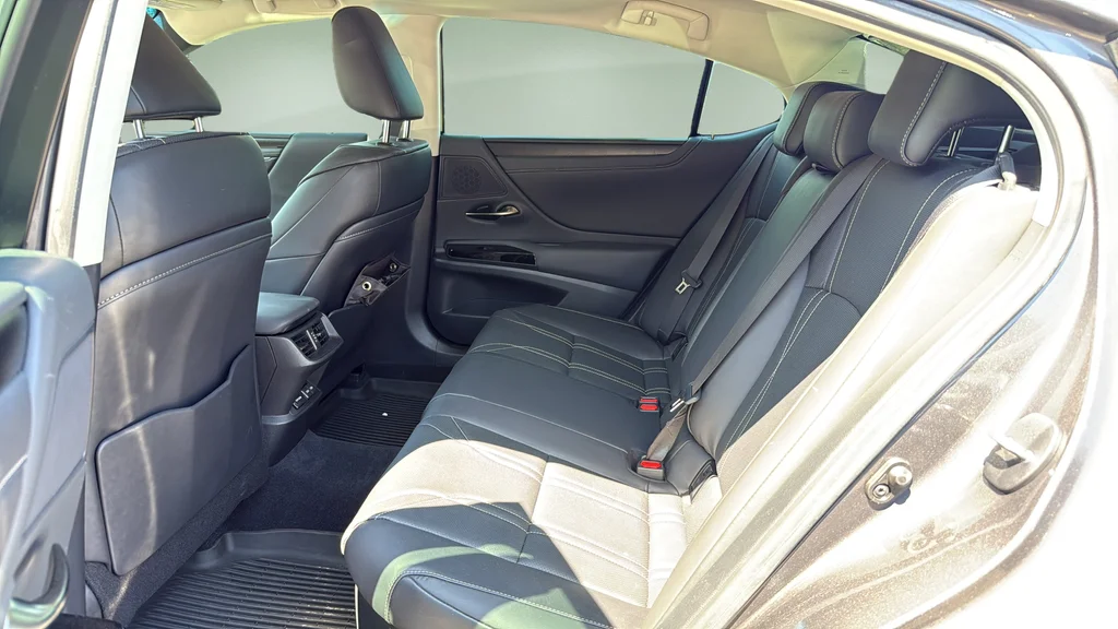 Certified Used 2024 Gray Lexus 300h Luxury image 15