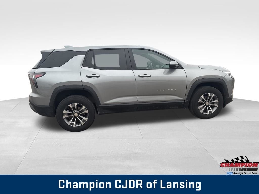 Used 2025 Gray Chevrolet LT image 7