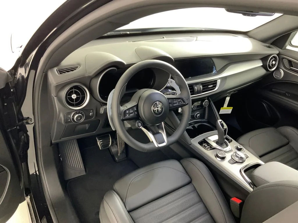 2026 Alfa Romeo Stelvio Base - Photo 20