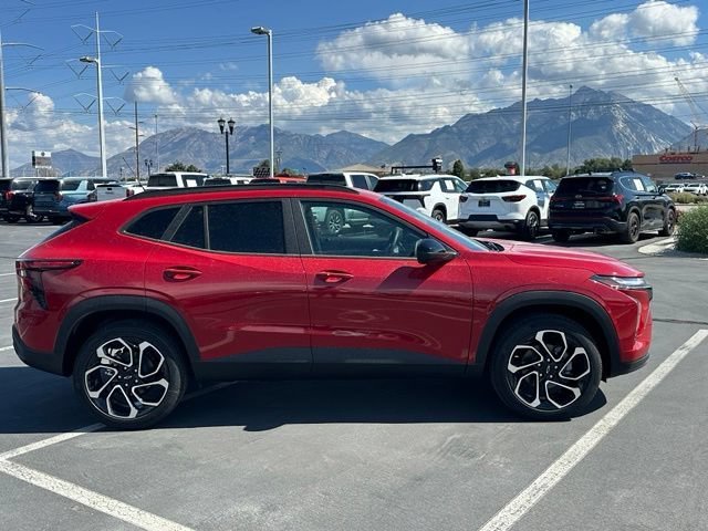 2026 Chevrolet Trax RS - Photo 8