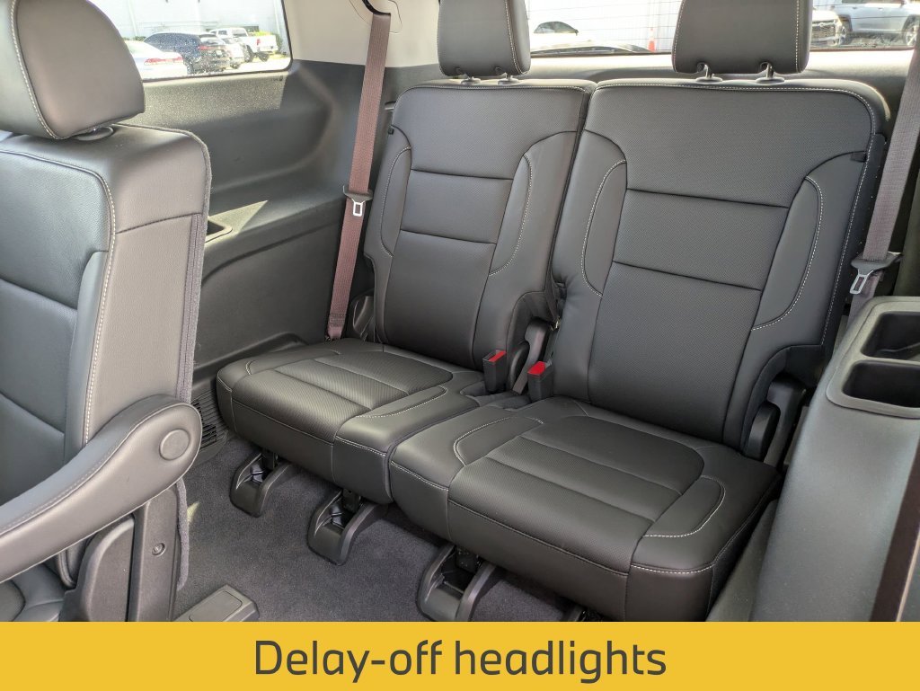Used 2023 Black GMC SLT image 36
