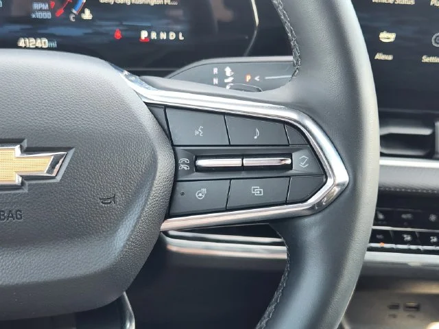 Used 2025 Sterling Gray Metallic Chevrolet LT image 30