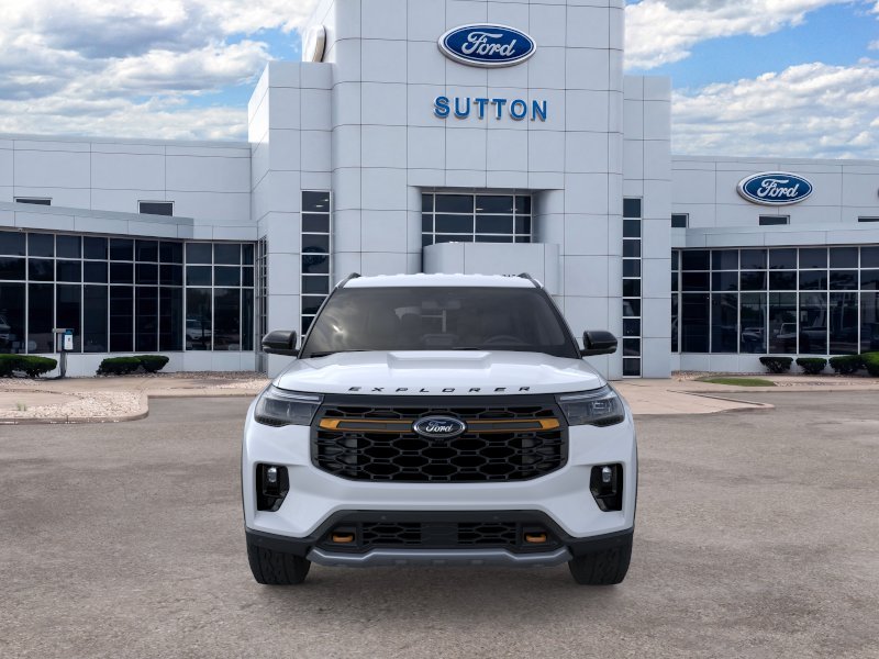 New 2026 Space White Metallic Ford Tremor® image 32