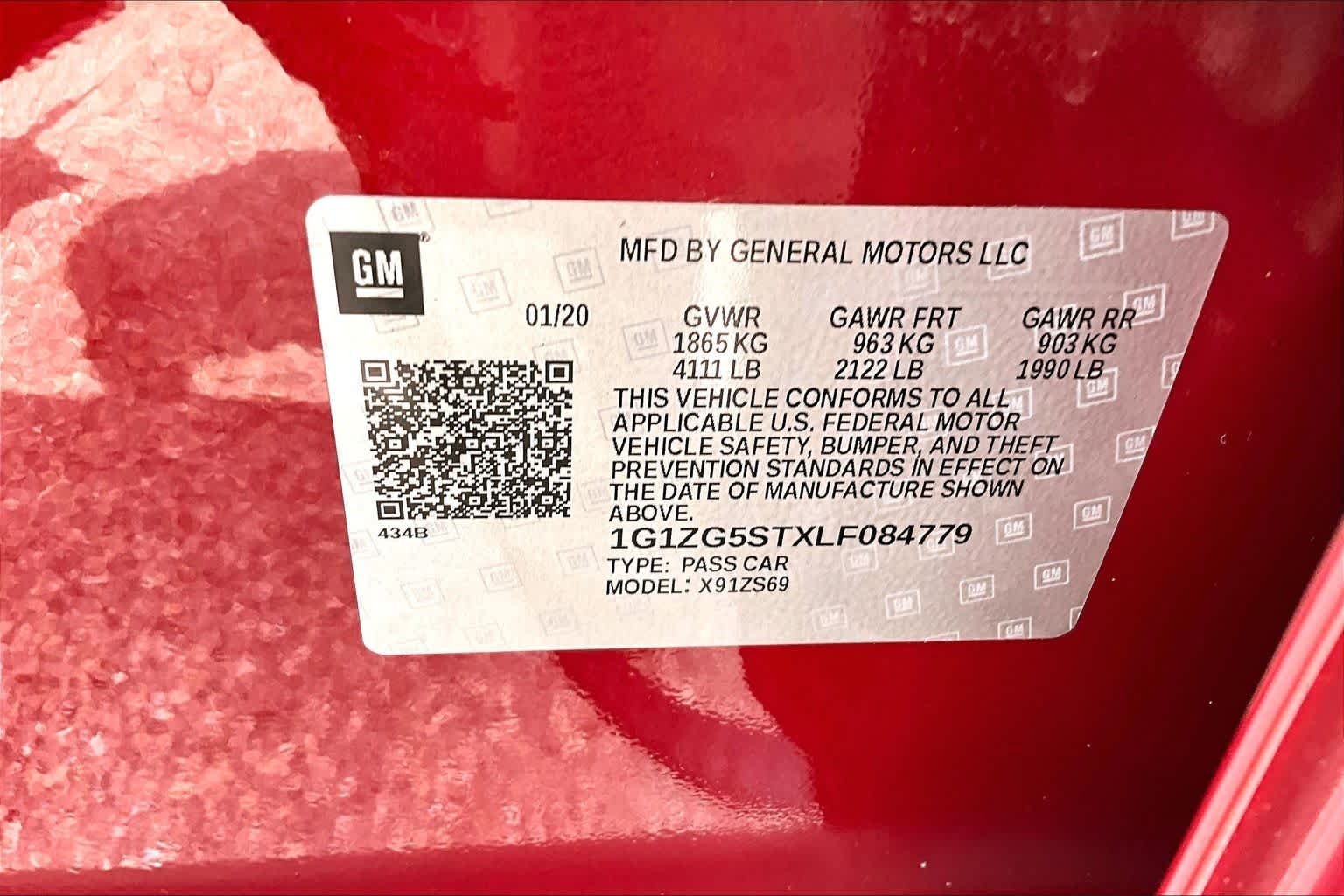 Used 2020 Cajun Red Tintcoat Chevrolet RS image 35