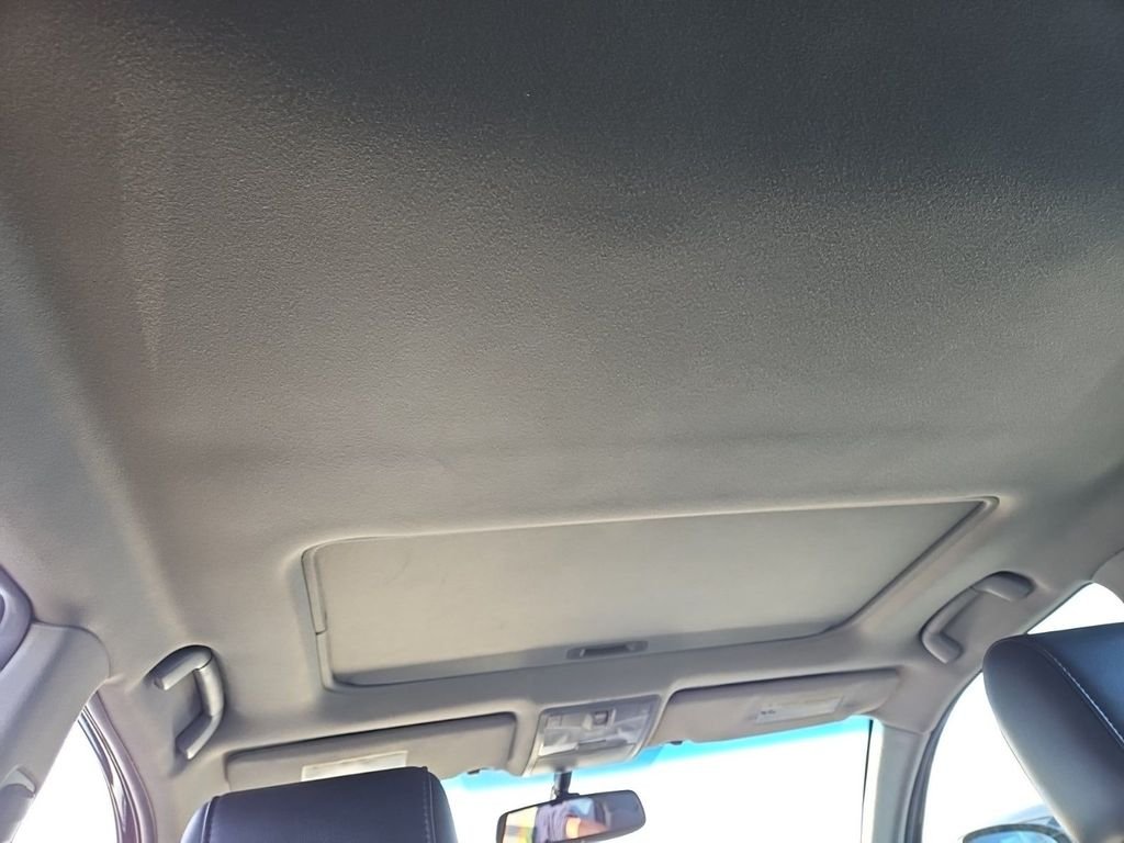 Used 2012 Black Toyota Base image 7