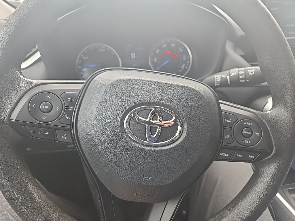 Used 2021 Black Toyota XLE image 8
