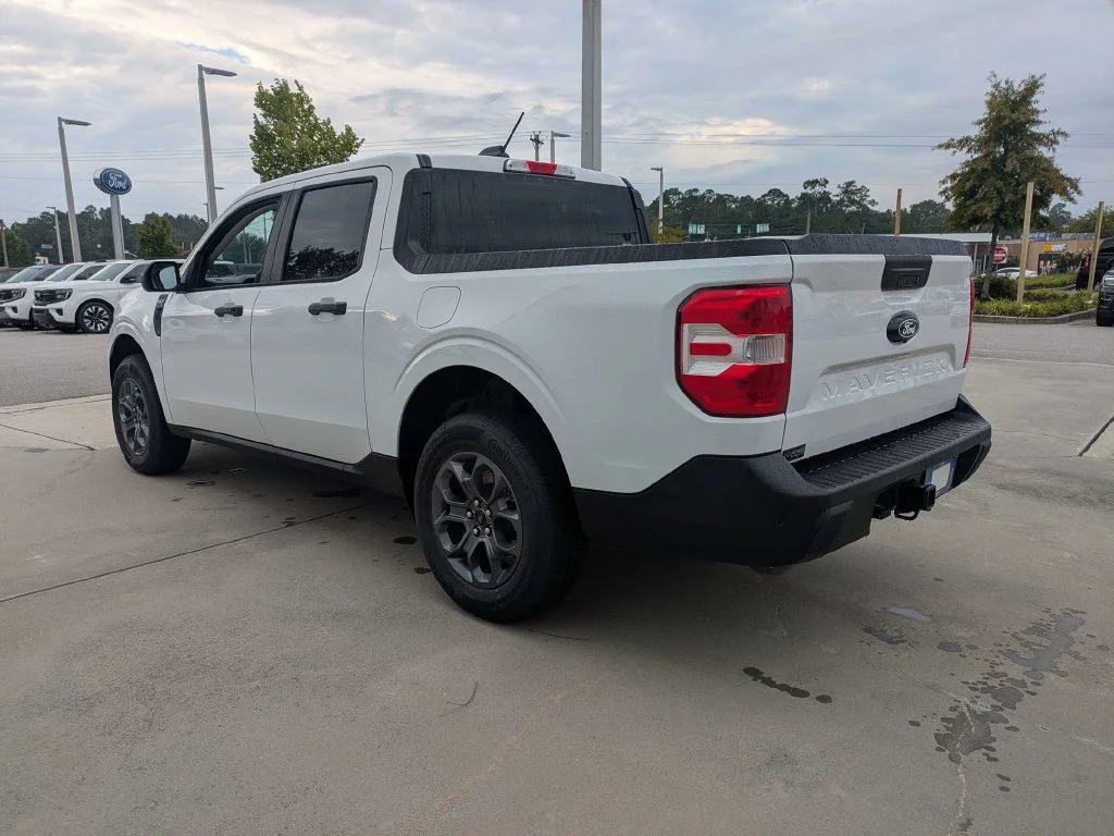 New 2026 White Ford XLT image 7