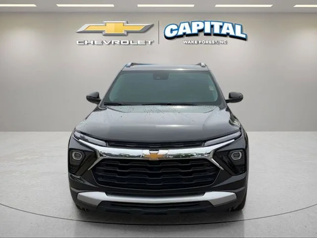 Used 2025 Black Chevrolet LT image 8