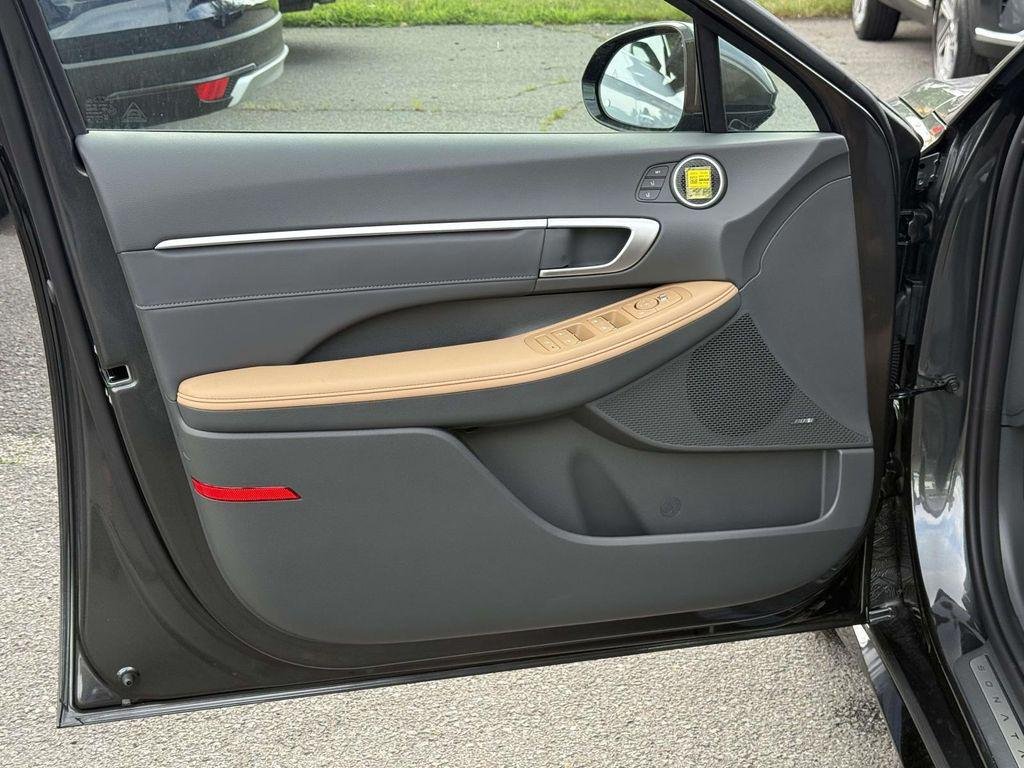 New 2026 Gray Hyundai Limited image 29