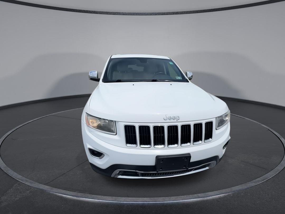 Used 2016 Bright White Clearcoat Jeep Limited image 3