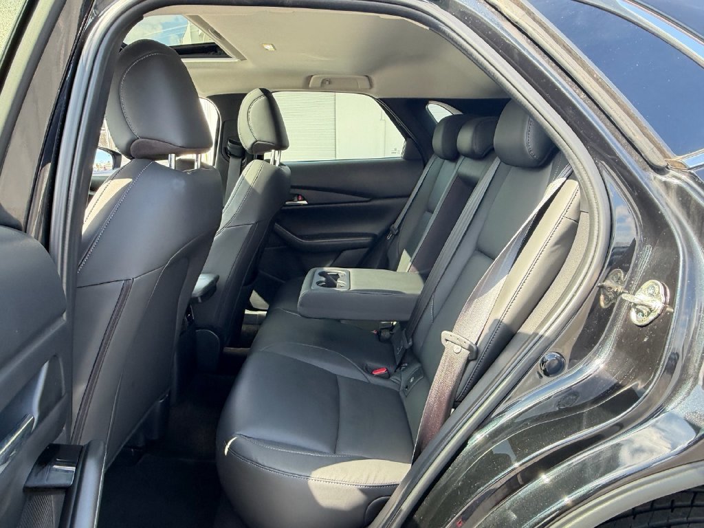 Used 2021 Jet Black Mazda Preferred image 8