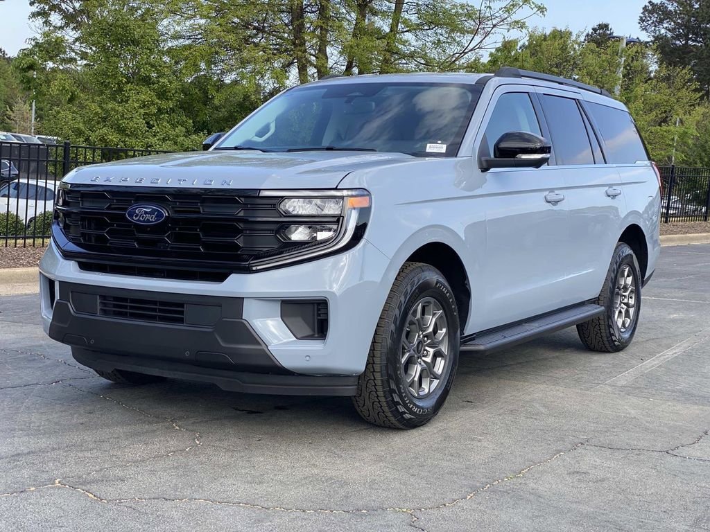 New 2026 Glacier Gray Metallic Tri-Coat Ford Active image 7