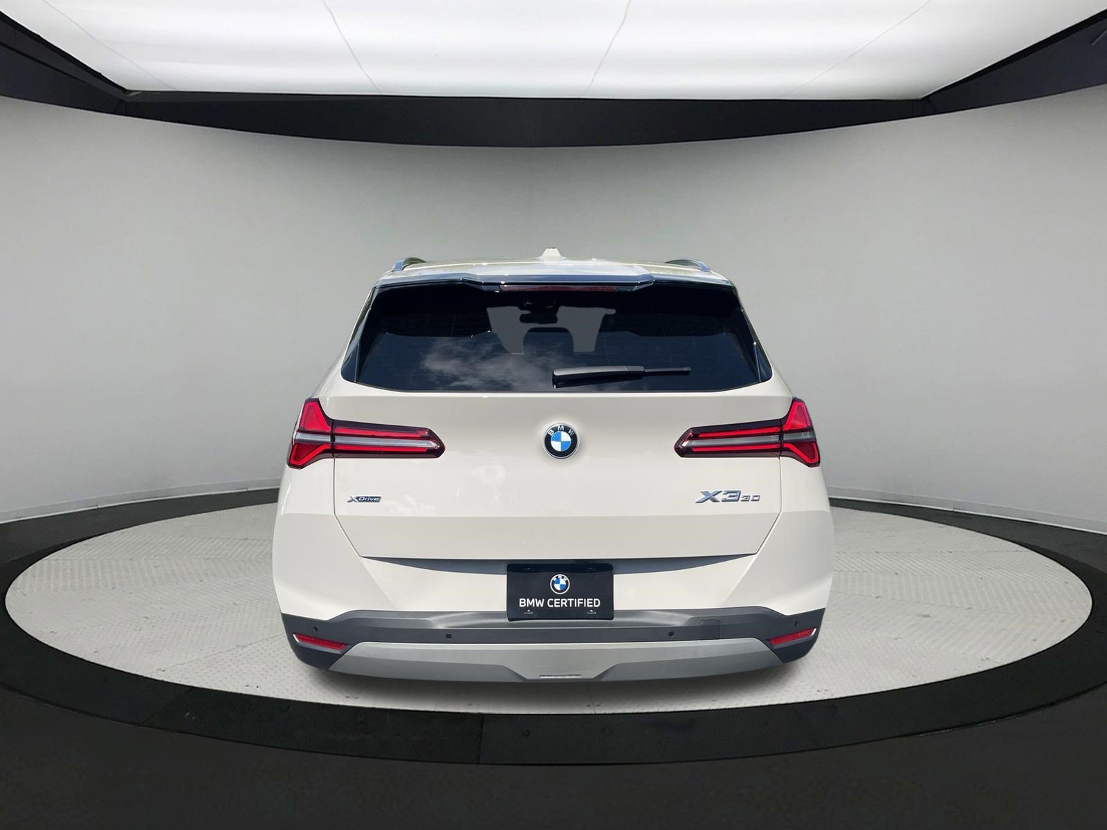 2025 BMW X3 30 - Photo 8
