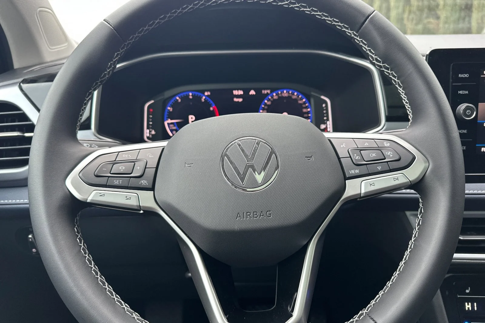 2026 Volkswagen Taos SEL - Photo 24