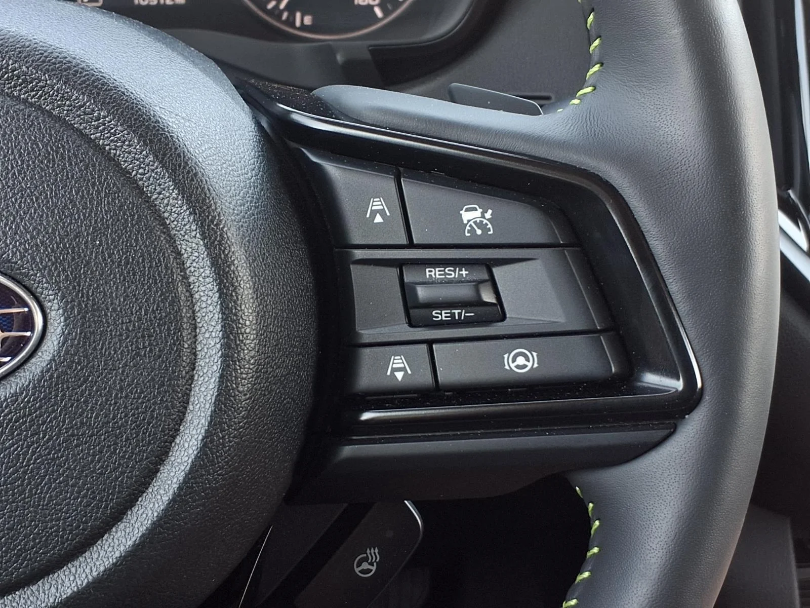 Used 2025 Crystal White Pearl Subaru Onyx Edition Touring image 18