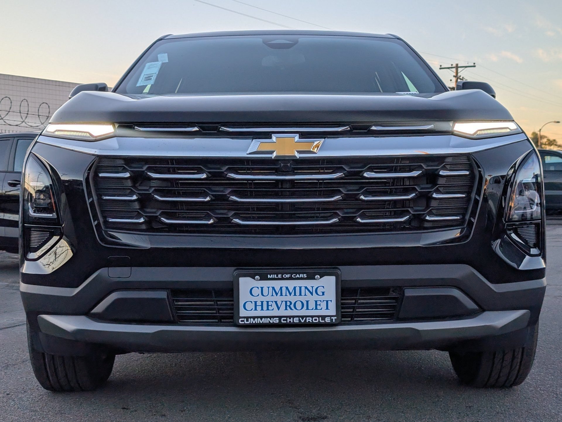 New 2027 Mosaic Black Metallic Chevrolet LT image 5