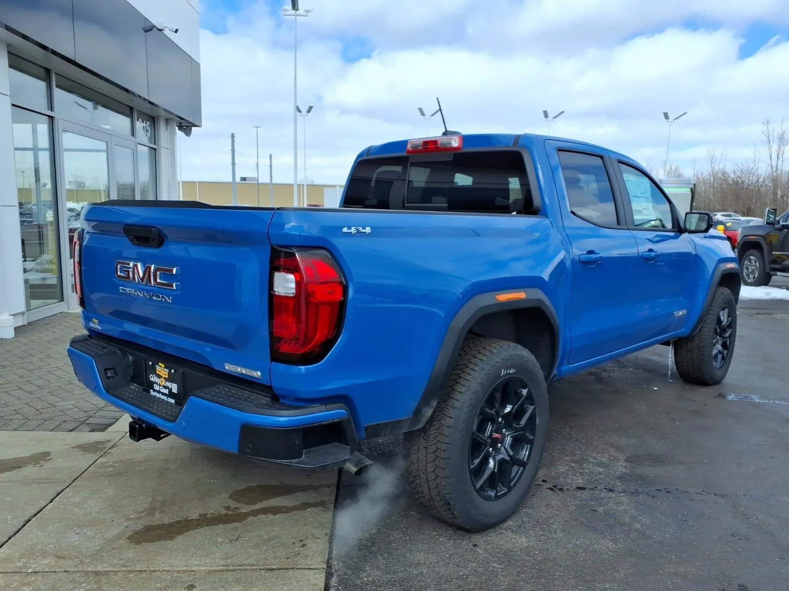 2026 GMC Canyon Elevation - Photo 10