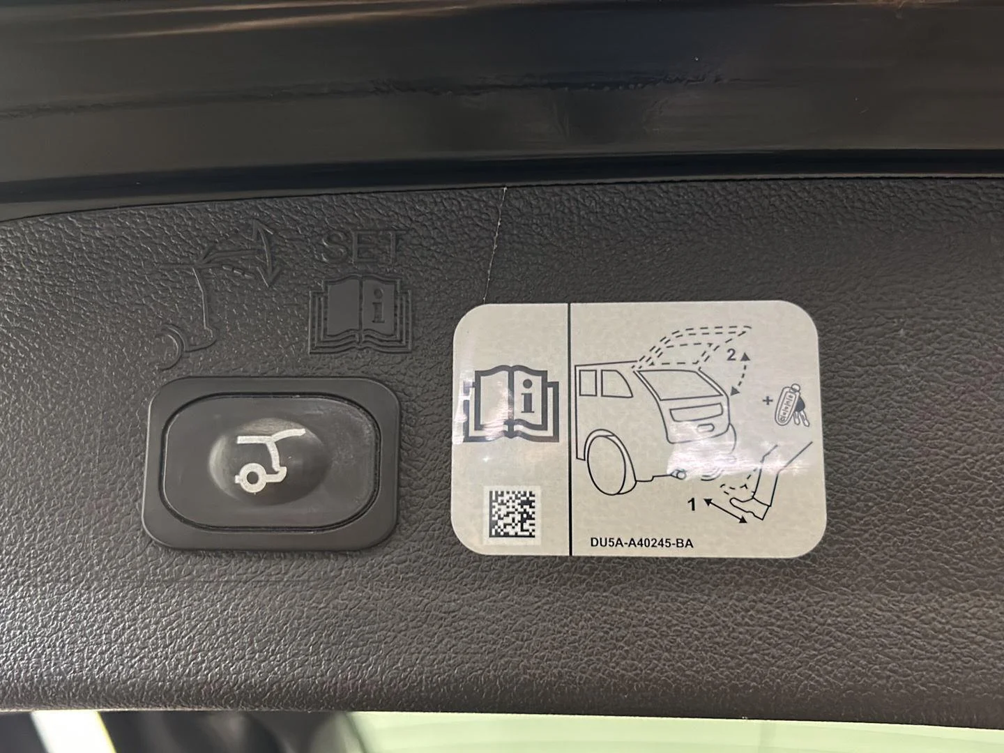 Used 2018 Shadow Black Ford Titanium image 14