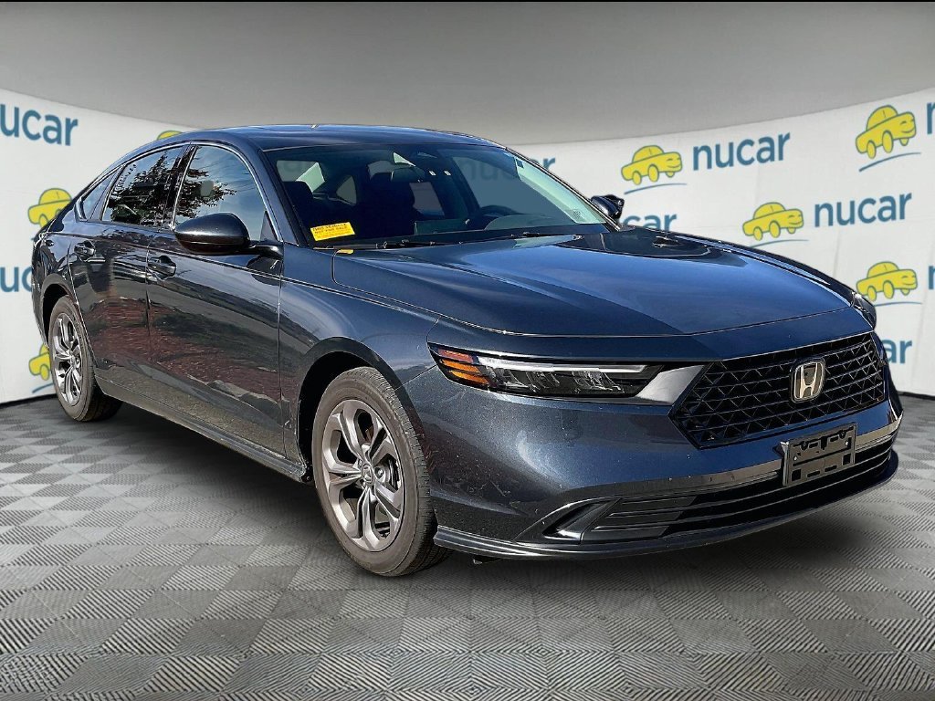 Used 2023 Gray Honda EX image 1